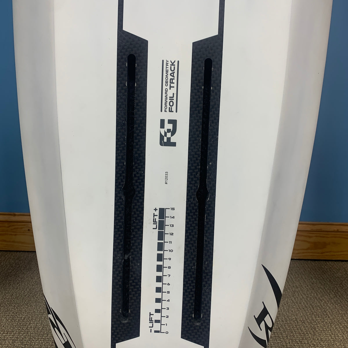 USED Armstrong Midlength FG Foilboard-5'1" x 45L