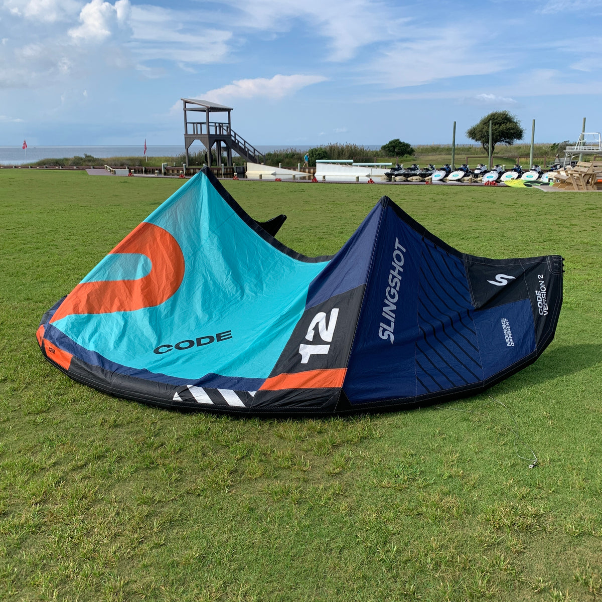 USED Slingshot Code V2 Kite-Blue-12m