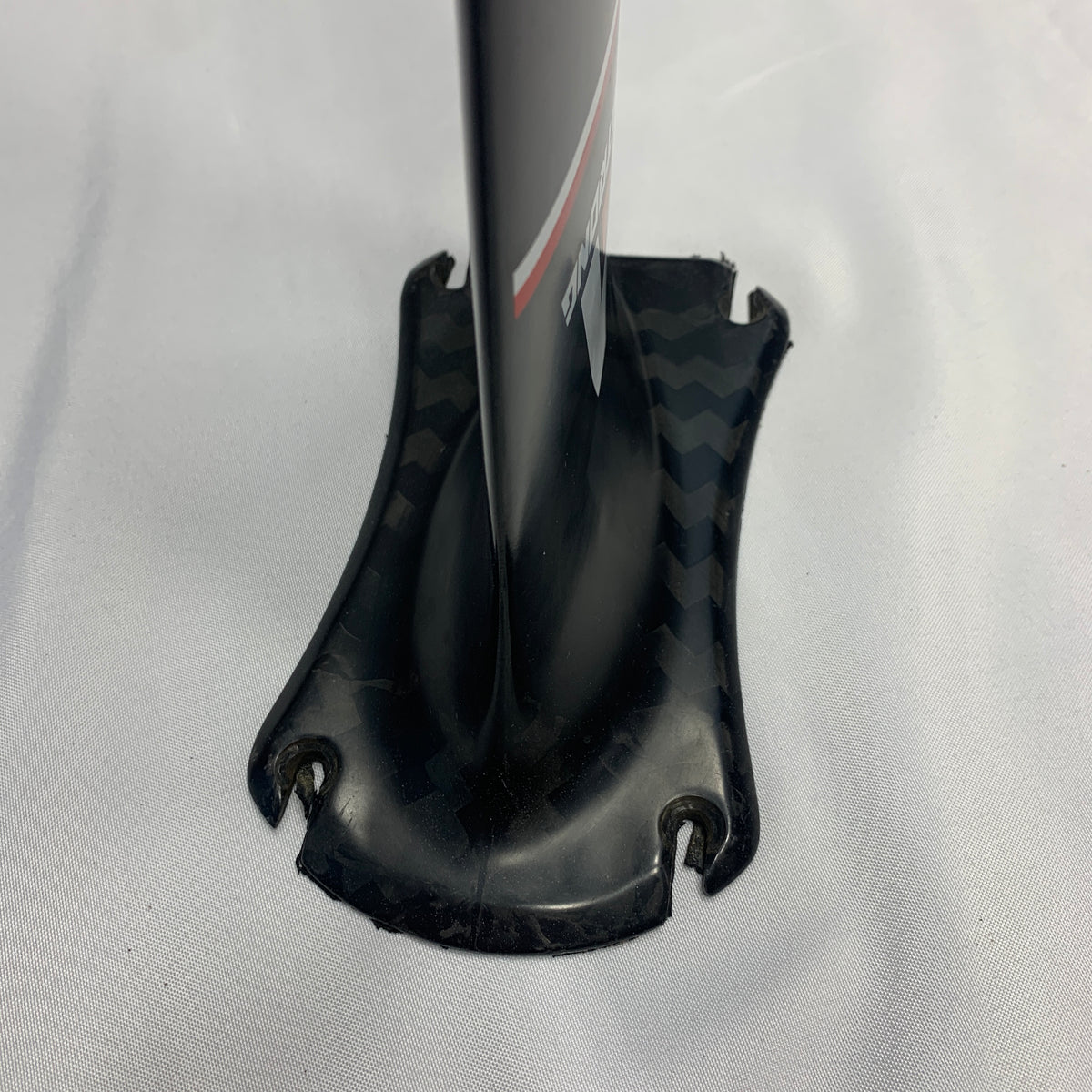 USED Armstrong A+ Performance Mast-865mm