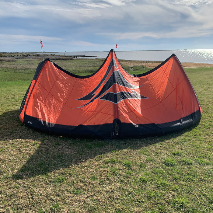 USED 2025 Naish Psycho Kite-12m-Coral/Black