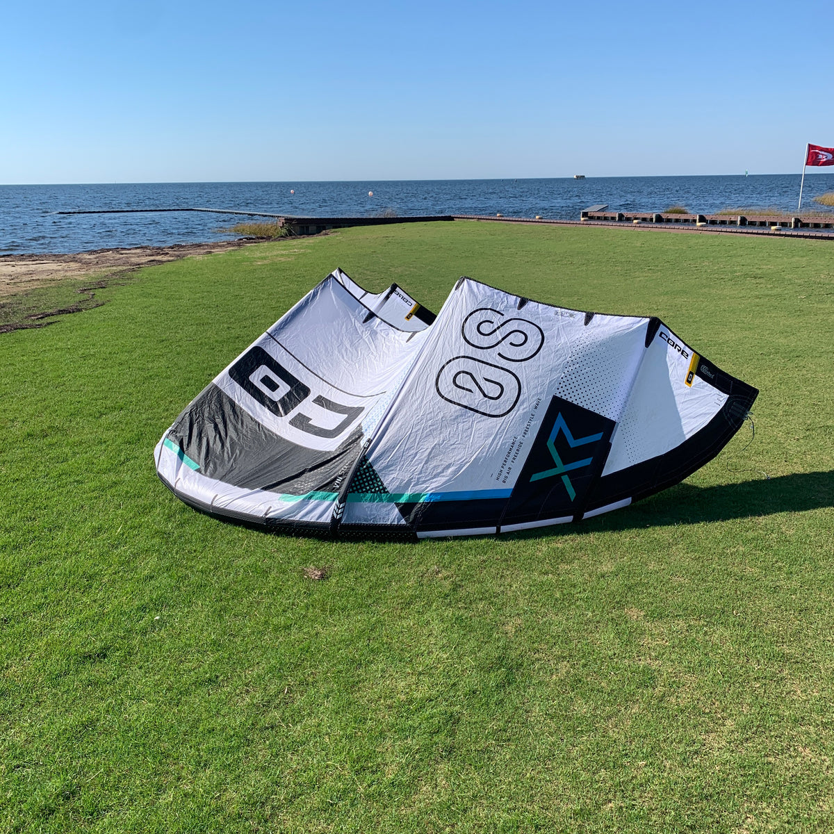 USED Core XR8 Kite-8m-White
