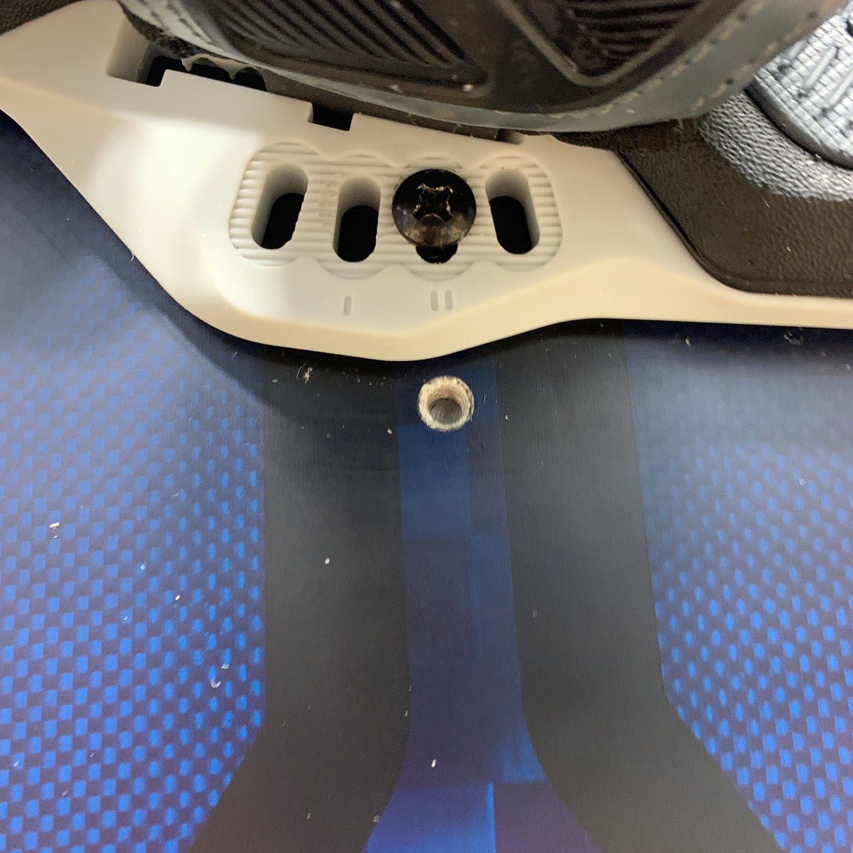 USED 2026 North Atmos Ultra Kiteboard w/Straps-Indigo-136cm