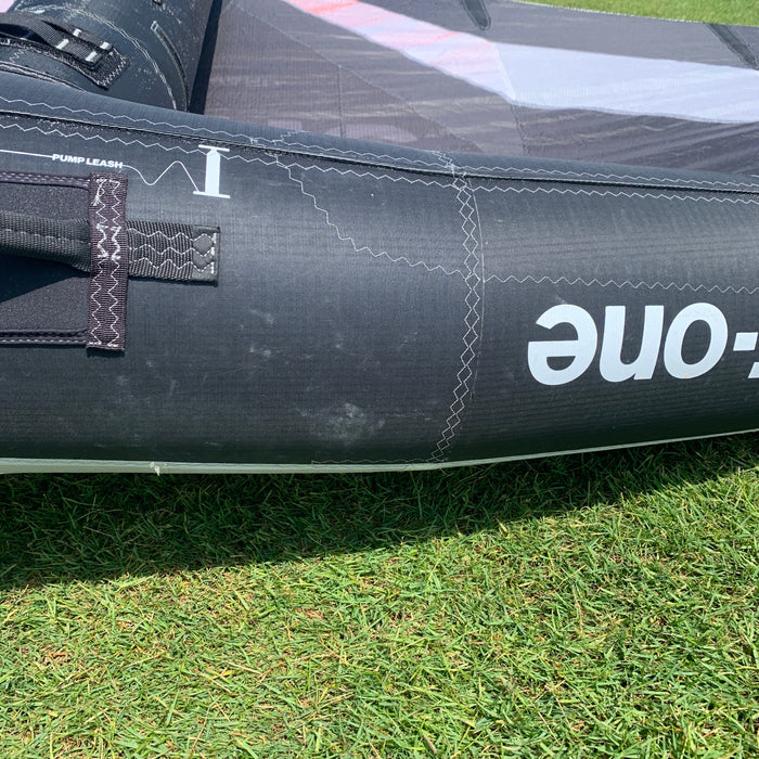 USED F-One Strike V5 Wing-Onyx-4.5m