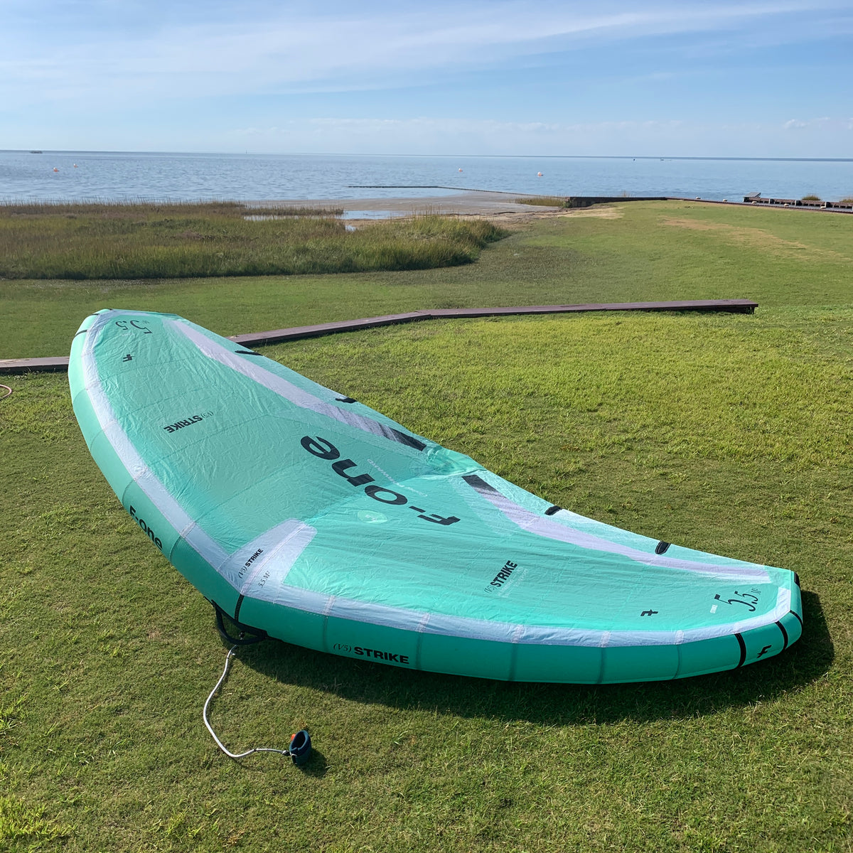 USED F-One Strike V5 Wing-Mint-5.5m