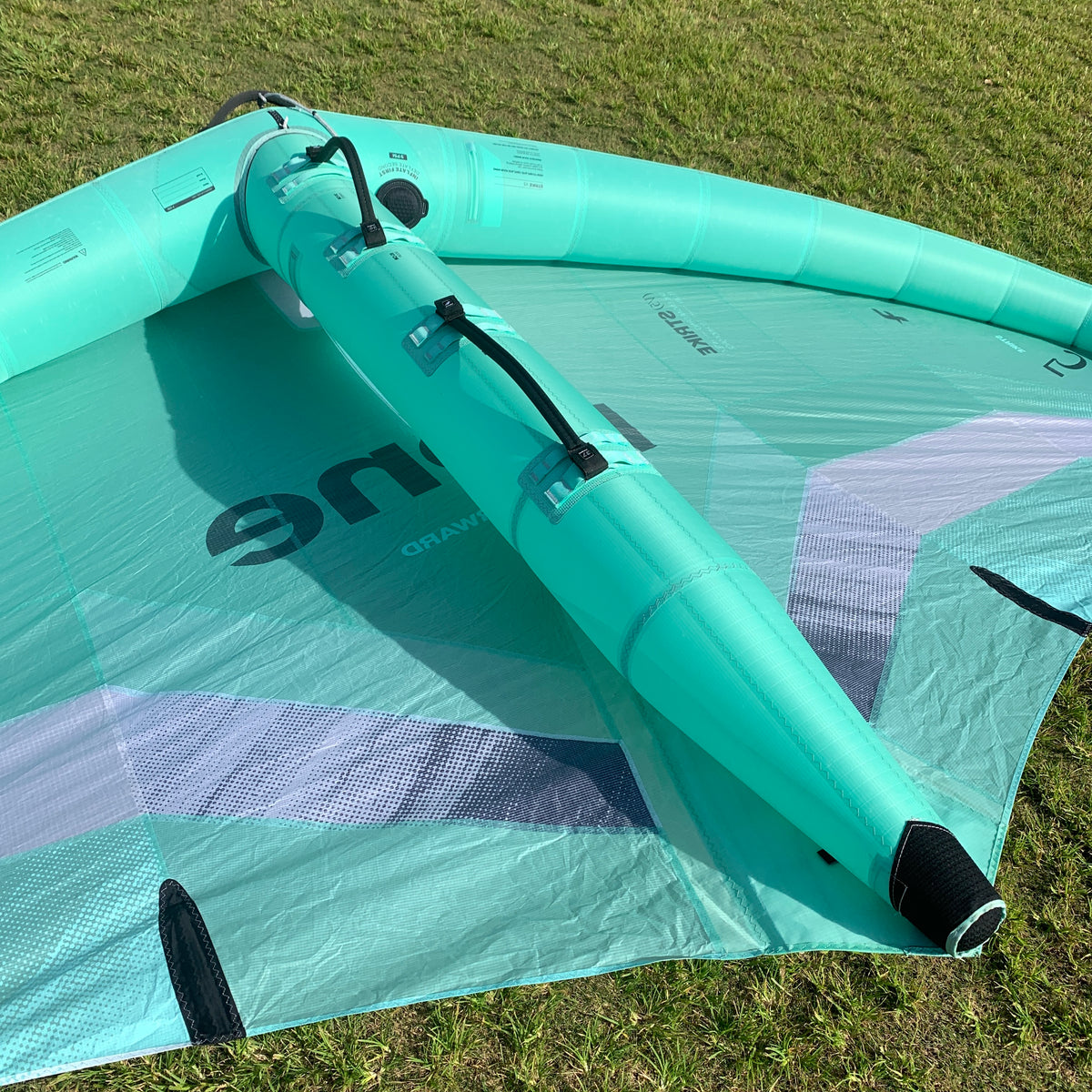 USED F-One Strike V5 Wing-Mint-5.5m