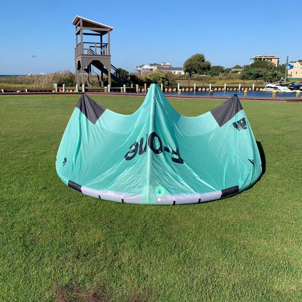 USED F-One Addikt TEC Kite-Black/Mint-8m