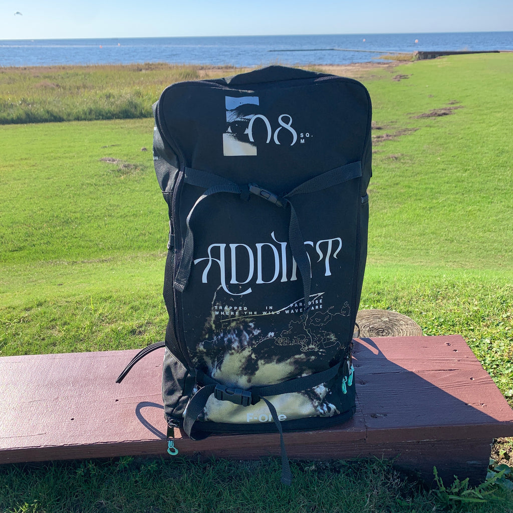 USED F-One Addikt TEC Kite-Black/Mint-8m