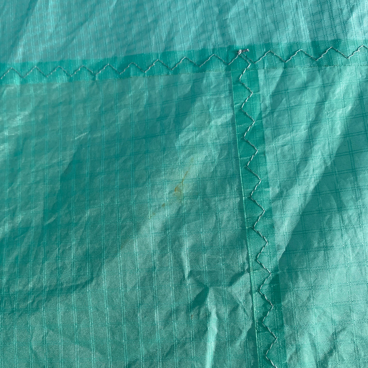 USED F-One Addikt TEC Kite-Black/Mint-8m