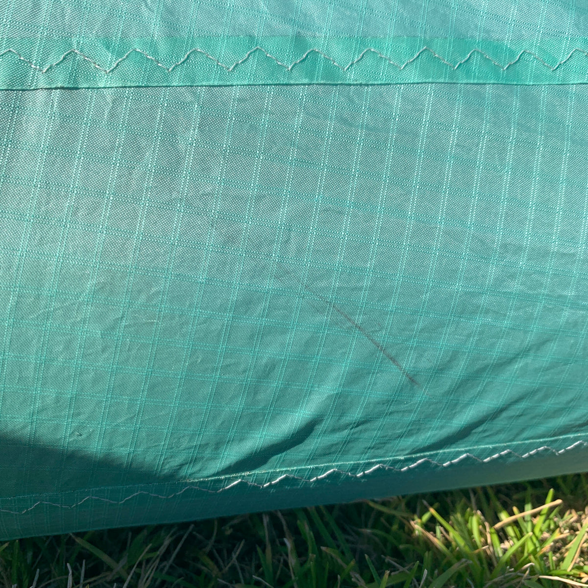 USED F-One Addikt TEC Kite-Black/Mint-10m