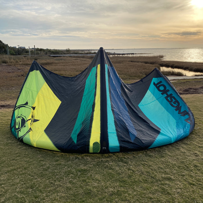 USED 2019 Slingshot Wave SST-12m