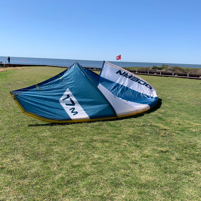 USED Ocean Rodeo Flite Aluula Ultralite Kite-17m