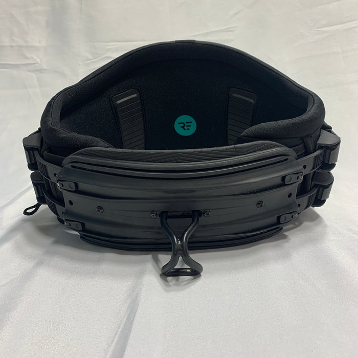 USED Ride Engine Elite Carbon Type 1 Hyperlock Harness-XL