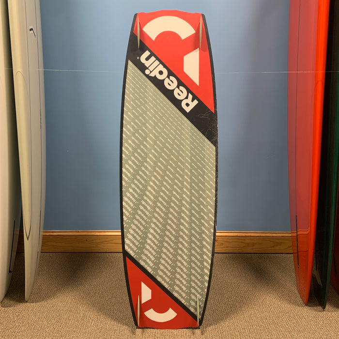 USED Reedin Kev Pro-133cm w/Straps