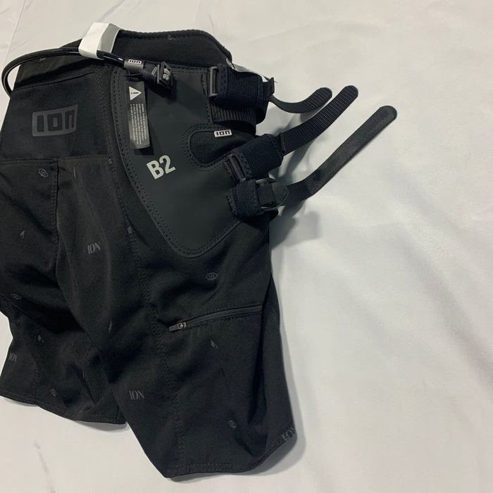 USED ION B2 Seat Harness-Black-X-Small