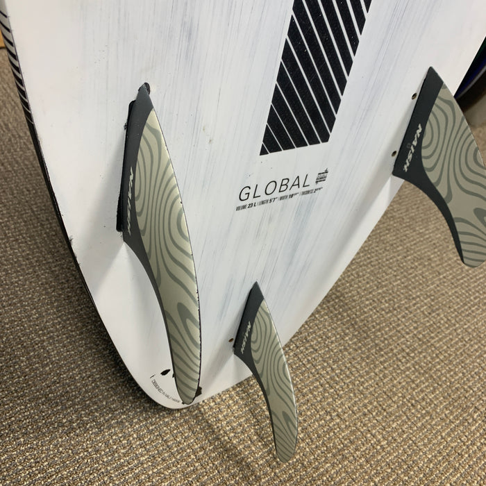 USED Naish Global S28-5'7"