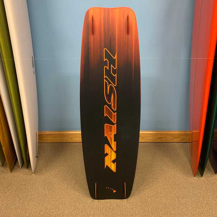 USED 2025 Naish Motion Kiteboard-138cm