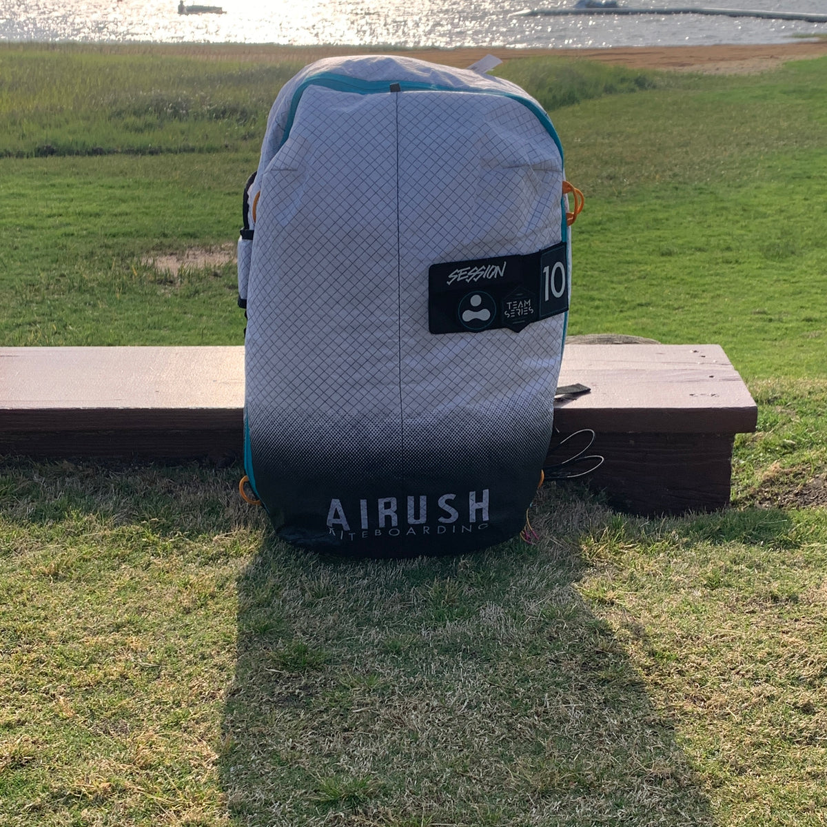USED Airush Session V2 Team Kite-10m