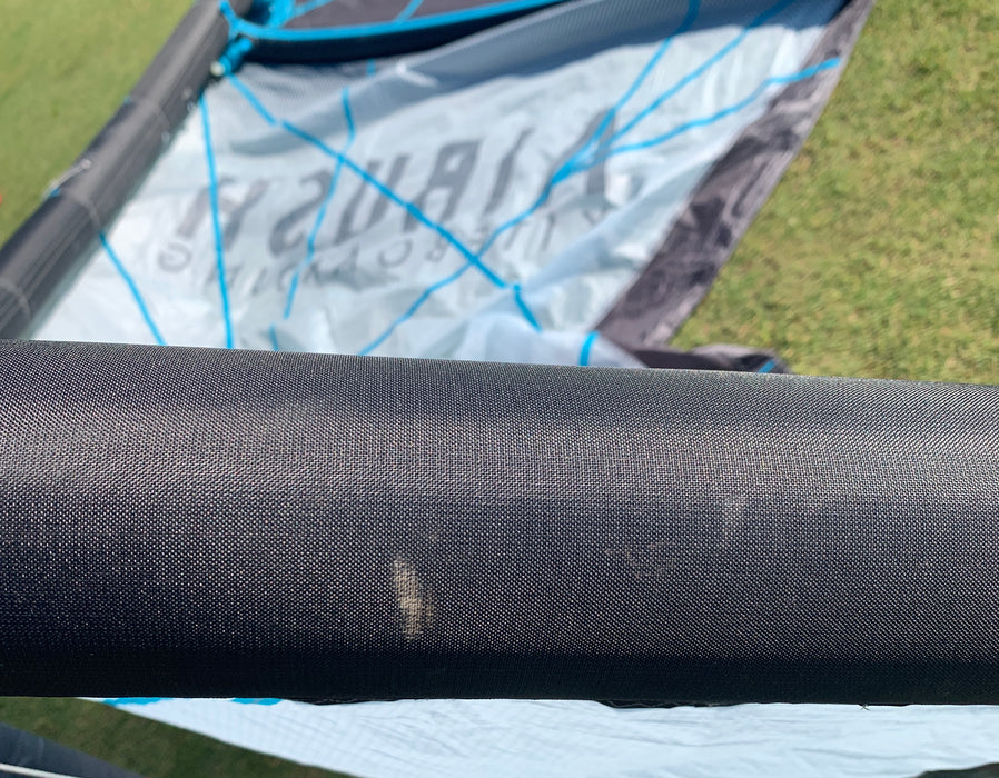 USED Airush Session V2 Team Kite-9m