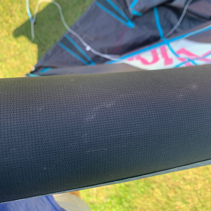 USED Airush Session V2 Team Kite-9m