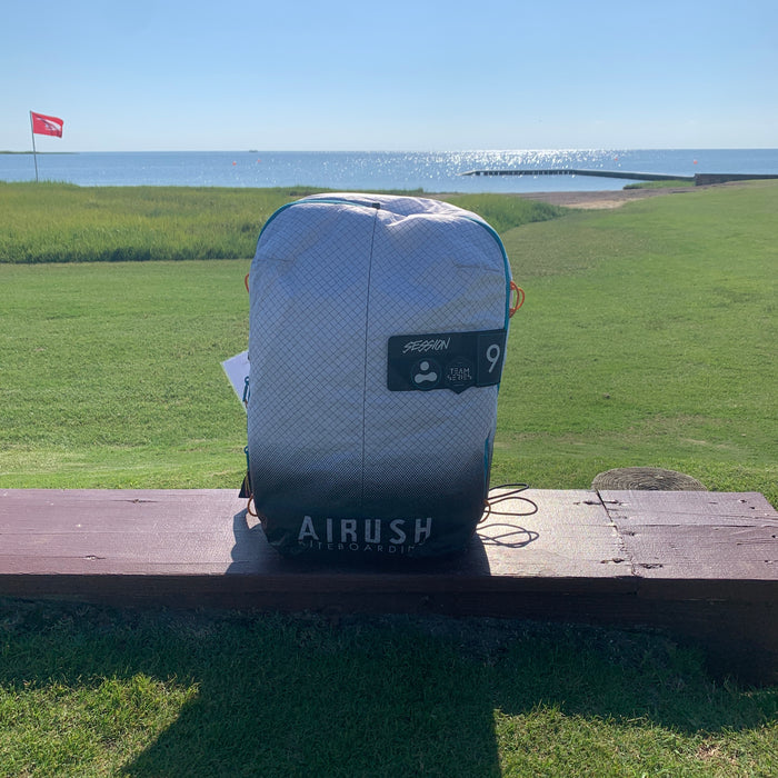USED Airush Session V2 Team Kite-9m