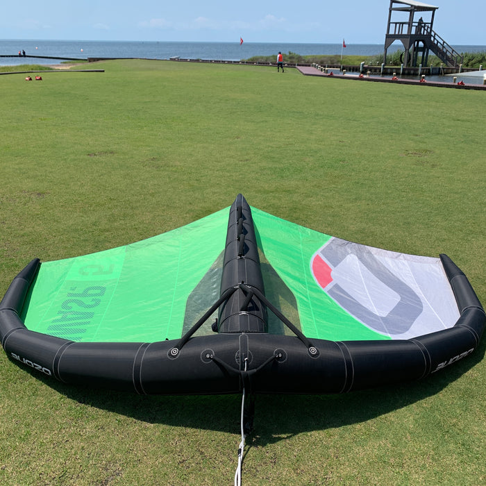 USED Ozone Wasp V2 Wing-Bright Green/White-5m