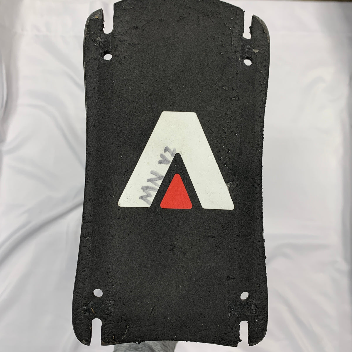 USED Armstrong A+ System Mast-85cm