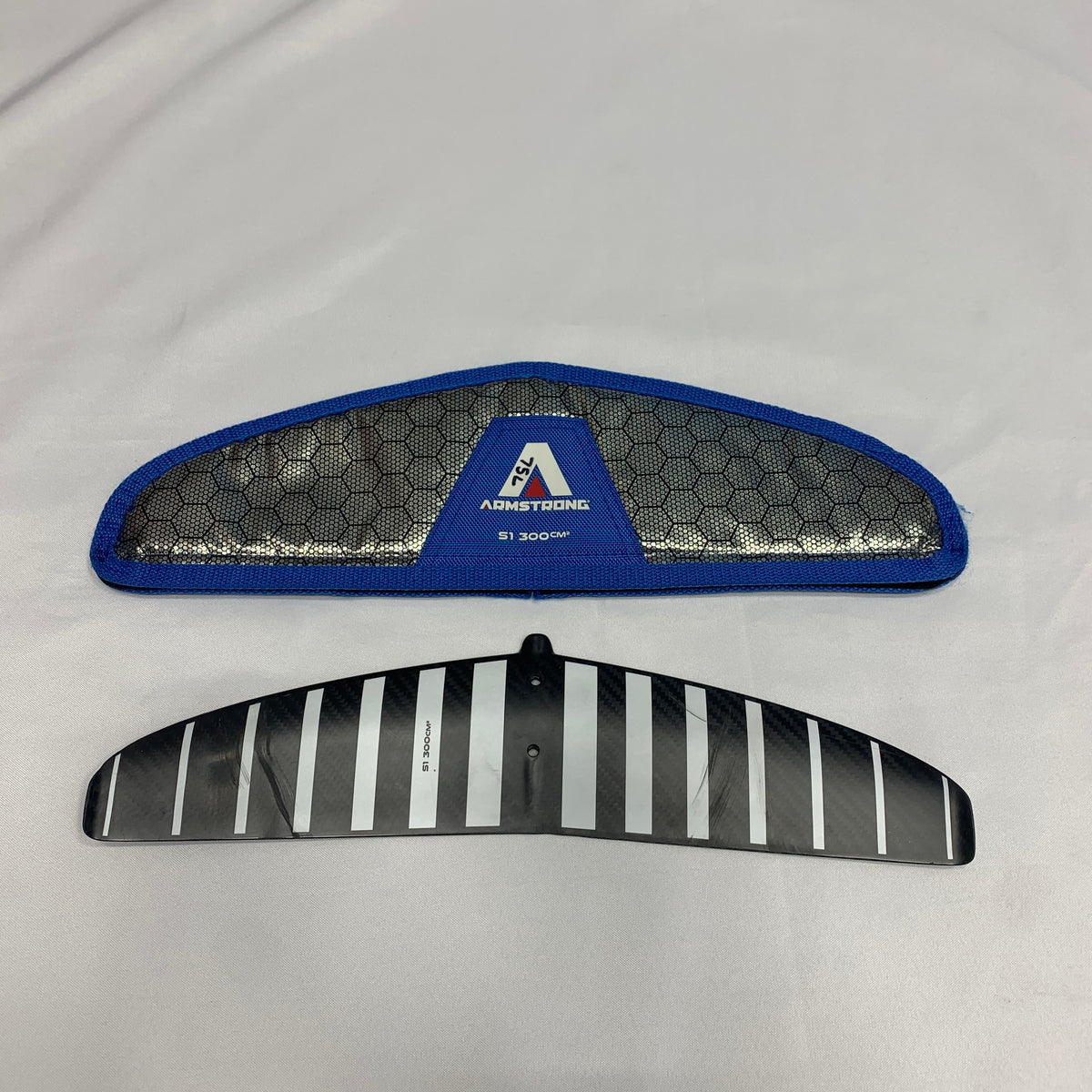 USED Armstrong S1 300 Tail Wing