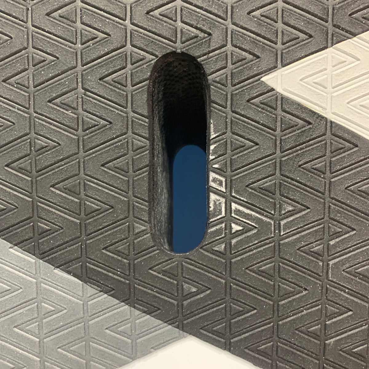 USED Armstrong FG Wing SUP Foilboard-5'2.5" 75L