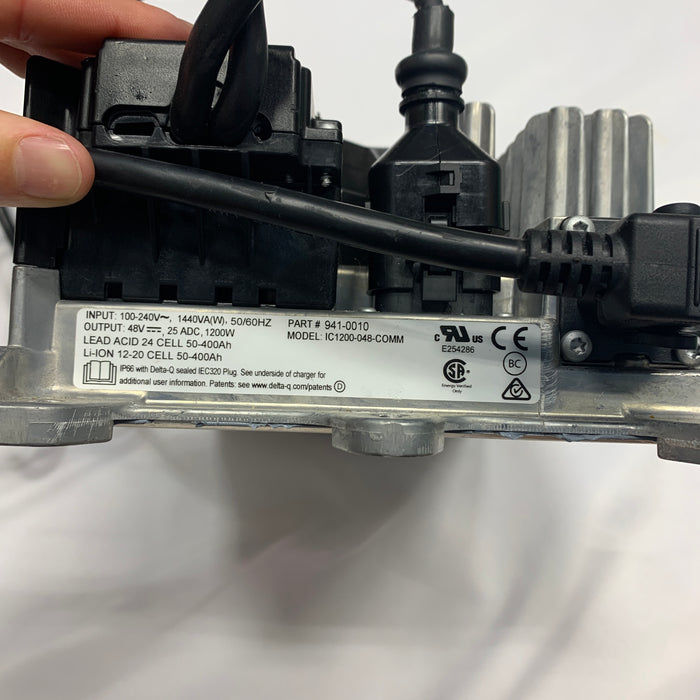 USED Lift Foils V4 Battery Charger
