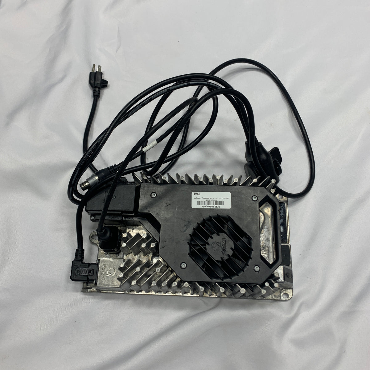 USED Lift Foils V4 Battery Charger