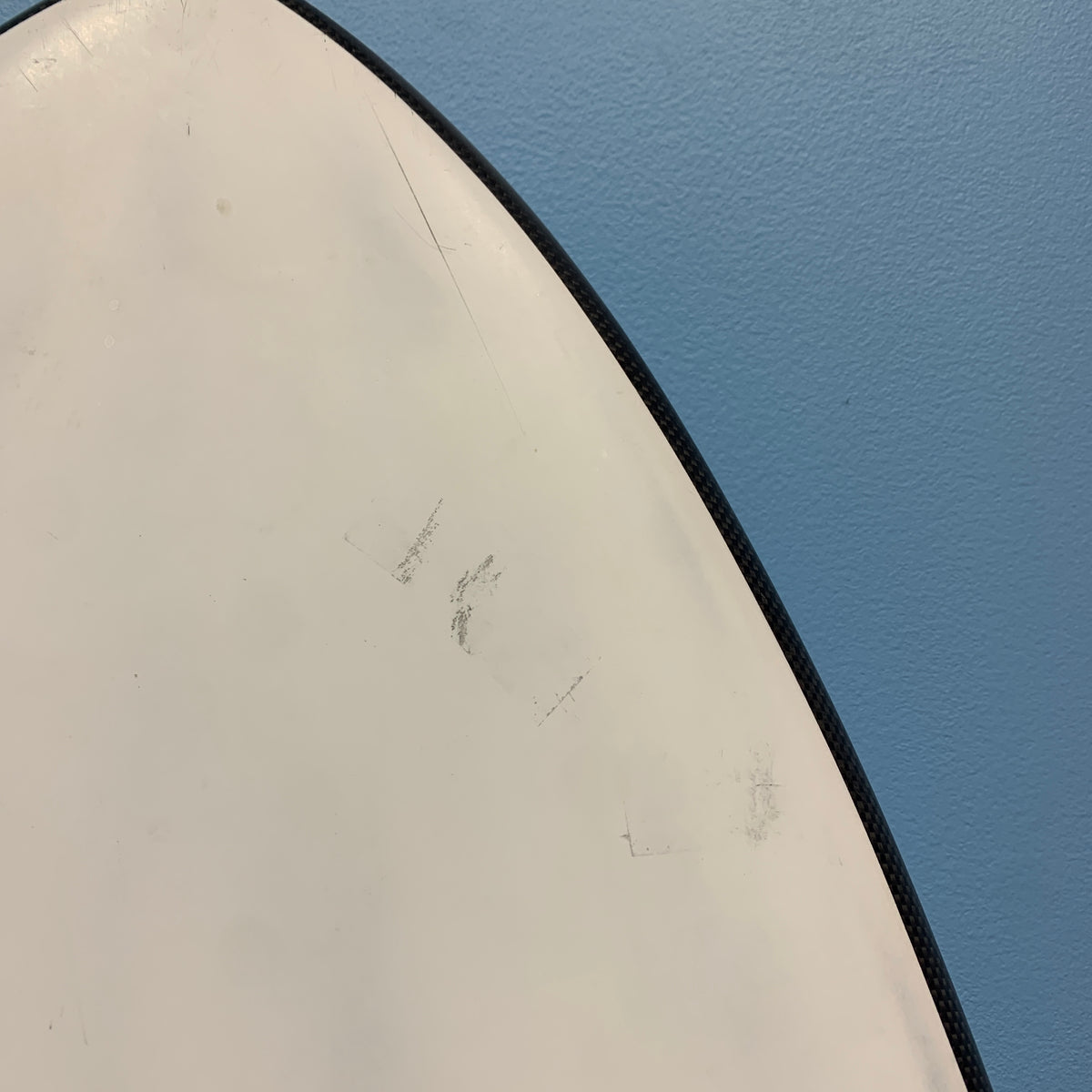 USED Armstrong Midlength FG Foilboard-5'9" x 65L