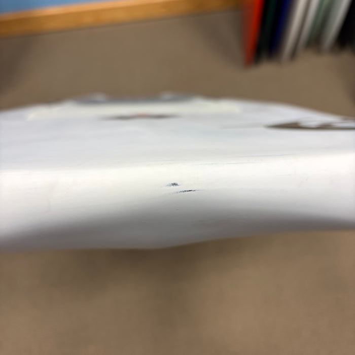 USED Armstrong Wing FG Foilboard-5'11" x 120L