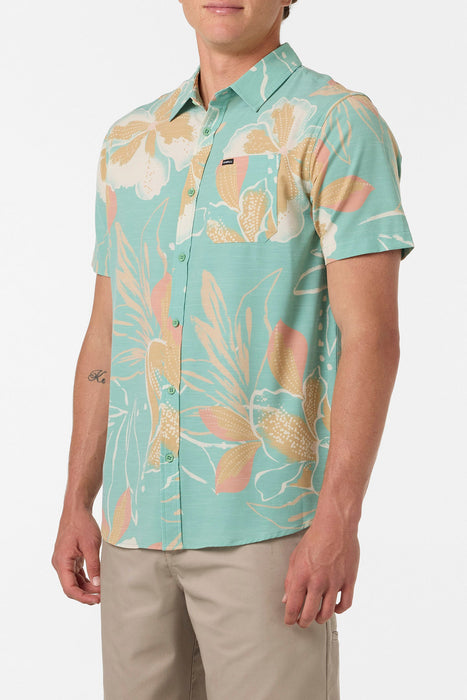 O'Neill UPF Slub Standard Woven S/S Shirt-Green