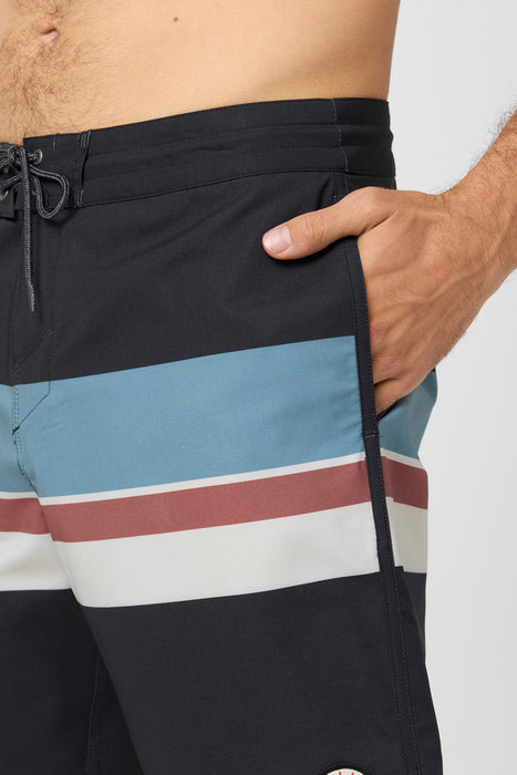 O'Neill Cruzer Stripe Scallop 18 Boardshorts-Black