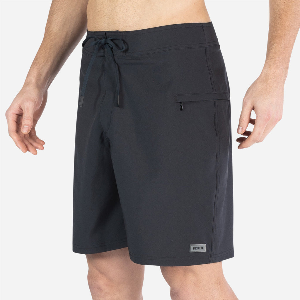 BN3TH Hightide 18in Boardshorts-Black