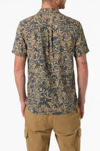 O'Neill Trvlr Perforated Printed Standard S/S Shirt-Black