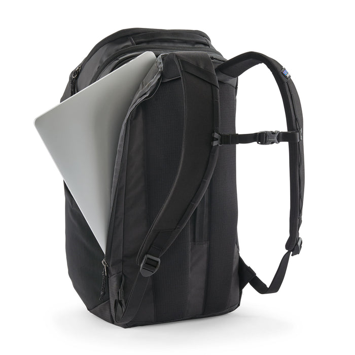 Patagonia Black Hole 32L Backpack-Black w/Black
