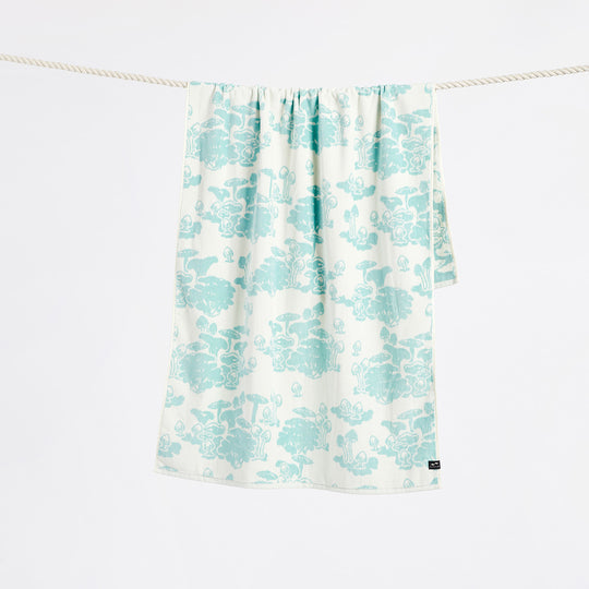 Slowtide Wonderland Premium Woven Towel-Cream