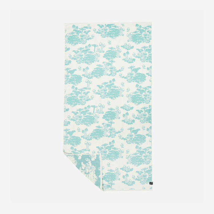 Slowtide Wonderland Premium Woven Towel-Cream