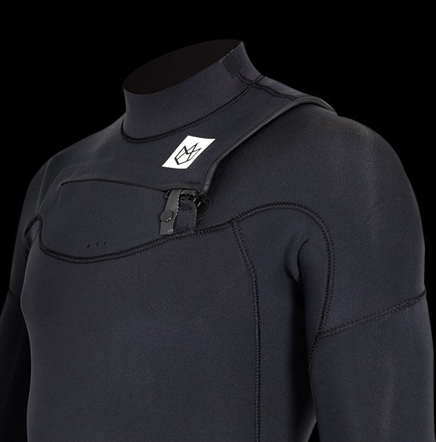 Manera Wmn's Seafarer 5/4/3 Hooded Wetsuit-Black