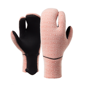 Mystic Supreme 4mm Lobster Precurved Gloves-Black— Alternate View
