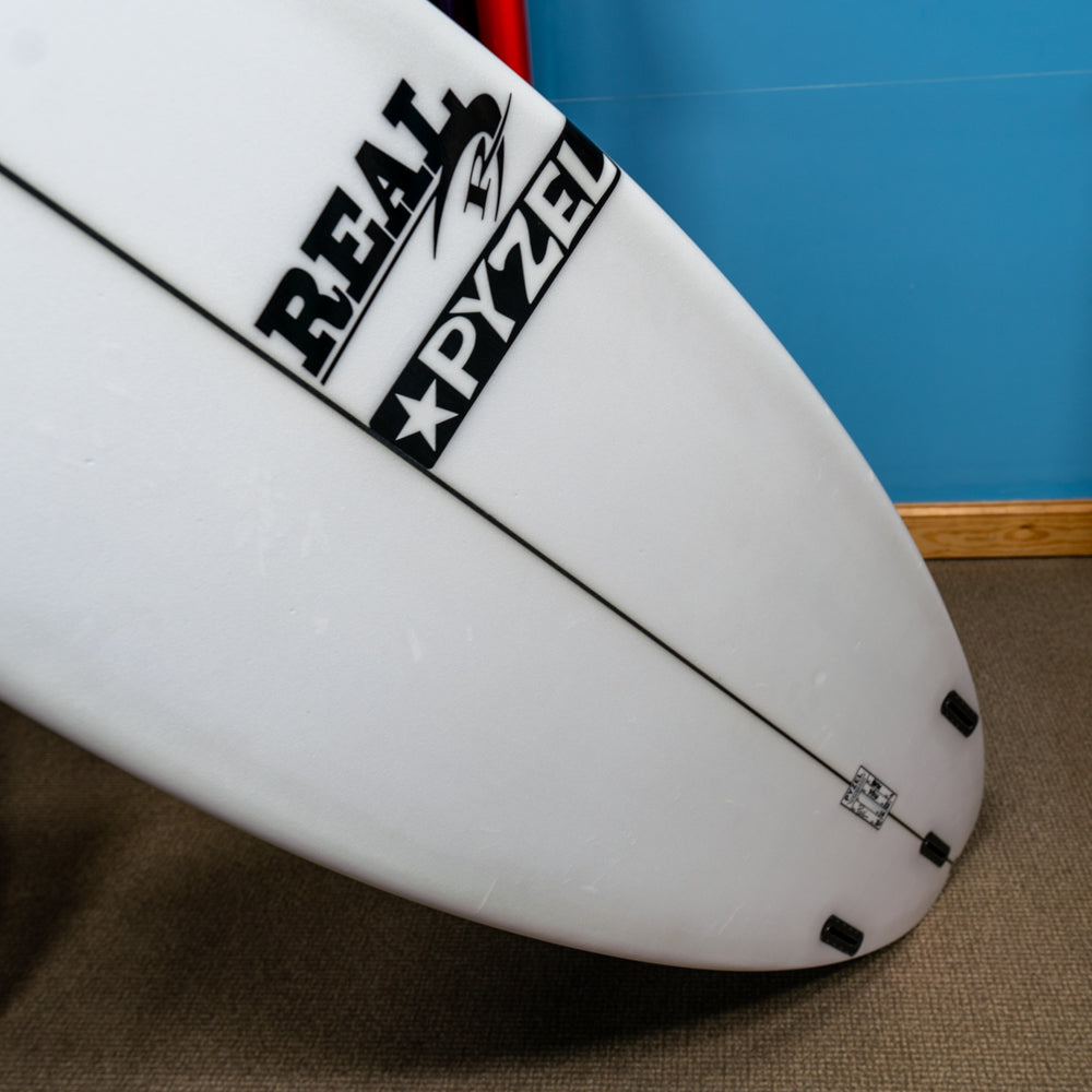 USED Pyzel Phantom PU/Poly 5'9