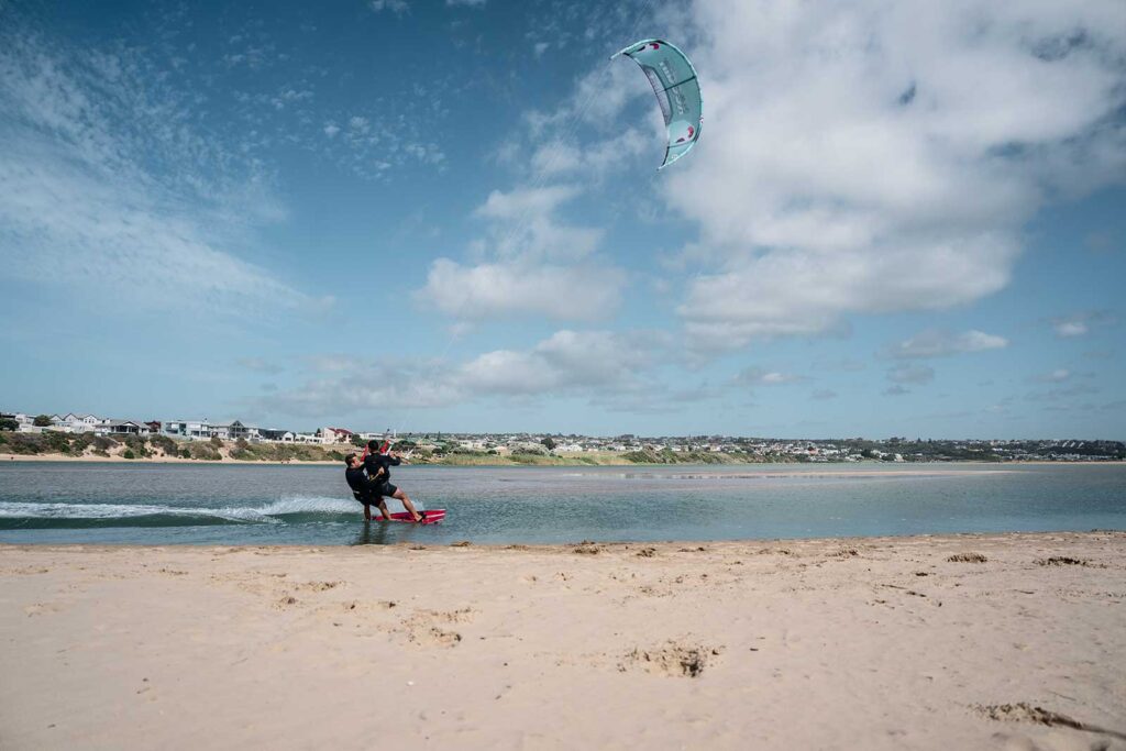 Reedin Whisper Kite