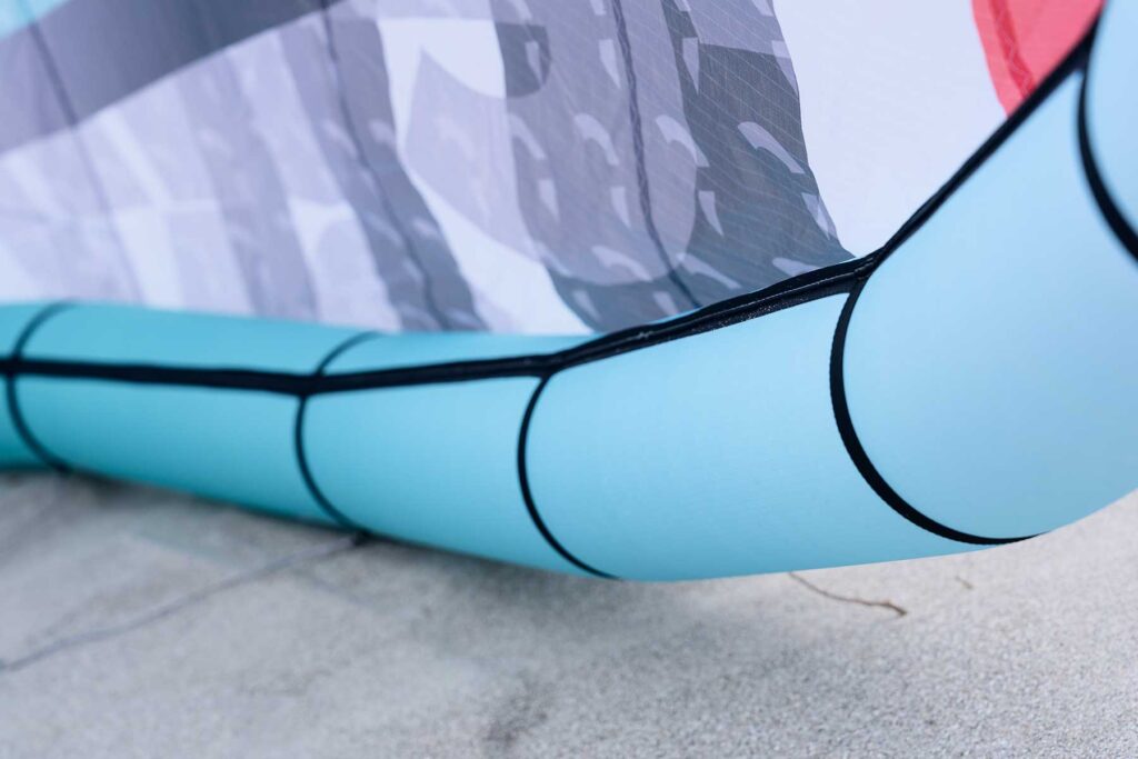 Reedin Whisper Kite
