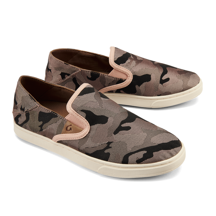 Olukai Pehuea Pa'I Shoe-Soft Pink/Ke Au Camo