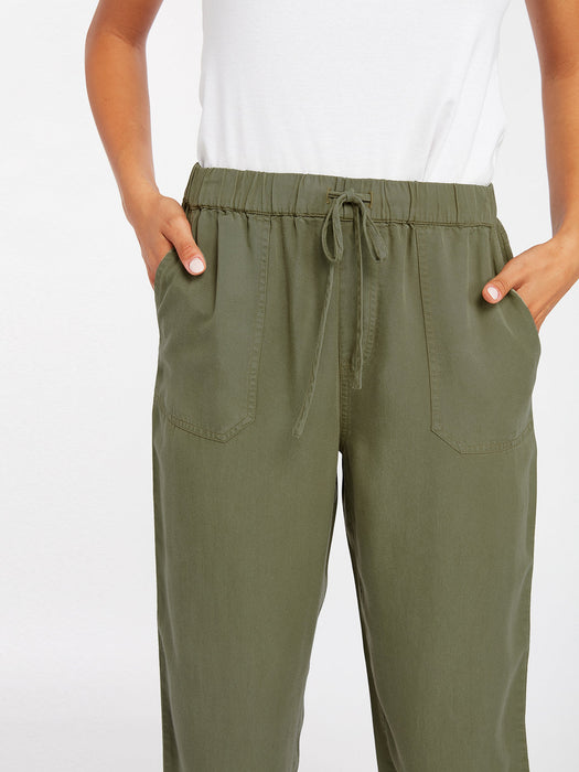 Volcom Sunday Strut Short - Light Army Volcom Sunday Strut Short - Light Army