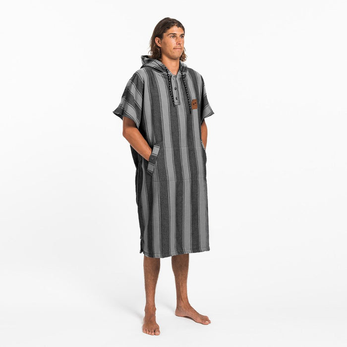 Slowtide McQueen Changing Poncho-Black-SM/MD