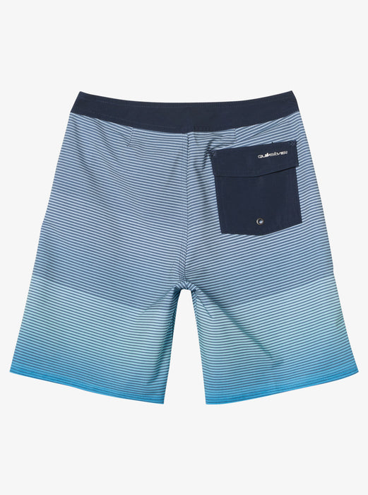 Quiksilver Boys Surfsilk Massive Youth 17 Boardshorts-Snorkel Blue