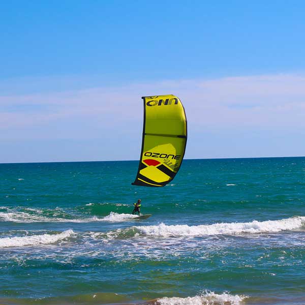 Ozone Uno V2 Kite